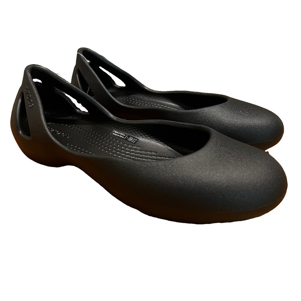 Crocs Cadee Black Ballet Flats Women's Size 4 NEW slip on Comfort